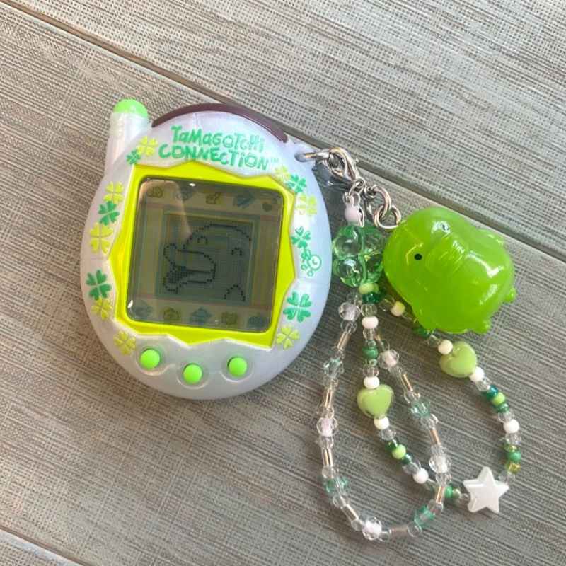 Bandai Tamagotchi Connection V - Bandai Model Tamagotchi incelemesi ve fiyatı
